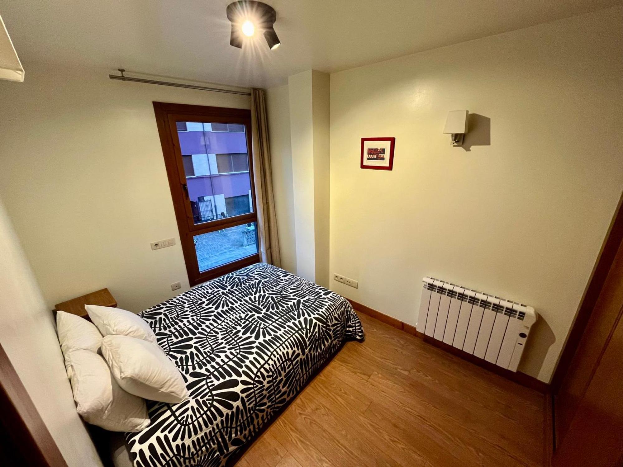 Aparthotel Lotila Flats Cuirgu Felechosa Zewnętrze zdjęcie