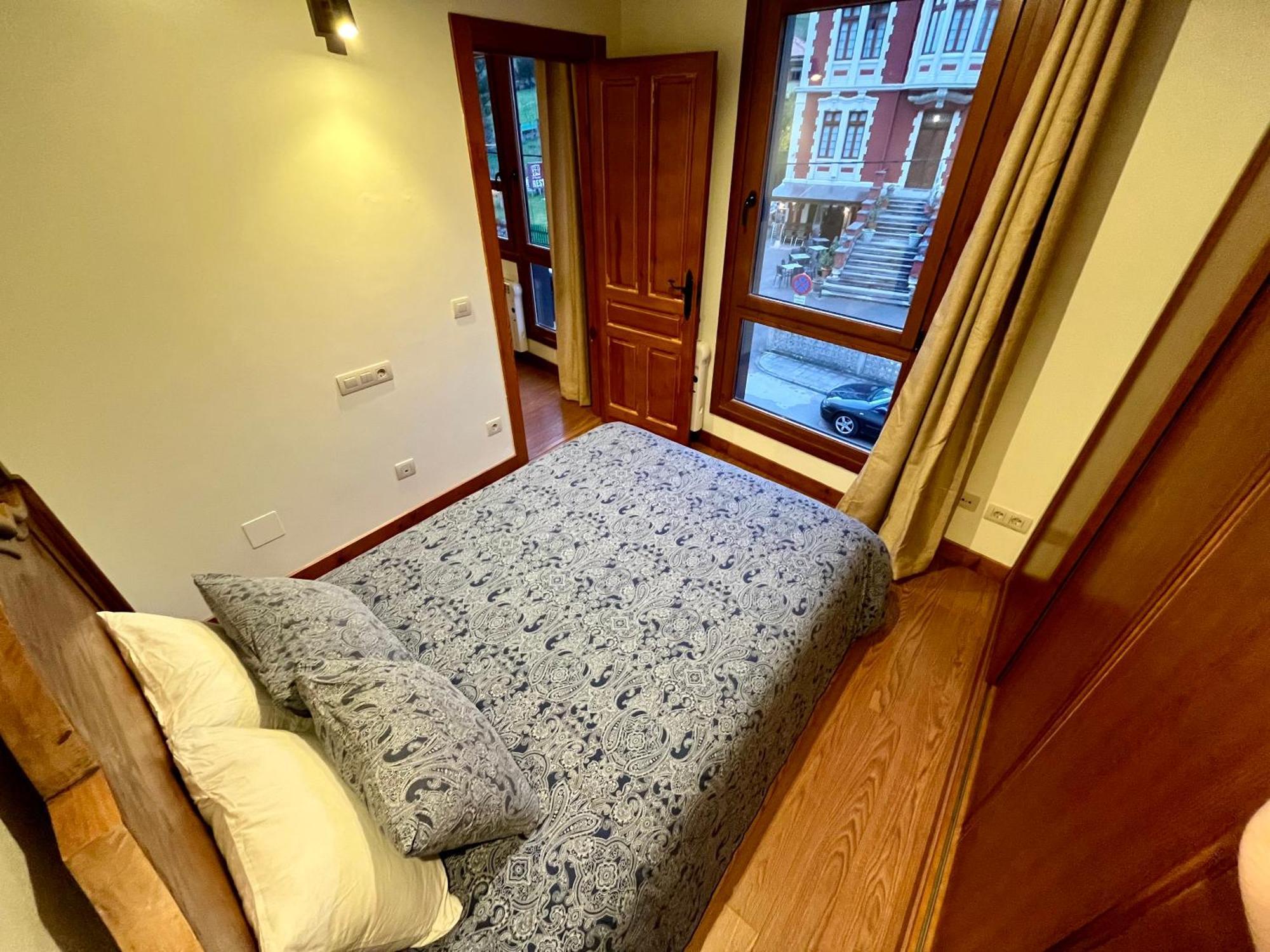Aparthotel Lotila Flats Cuirgu Felechosa Zewnętrze zdjęcie
